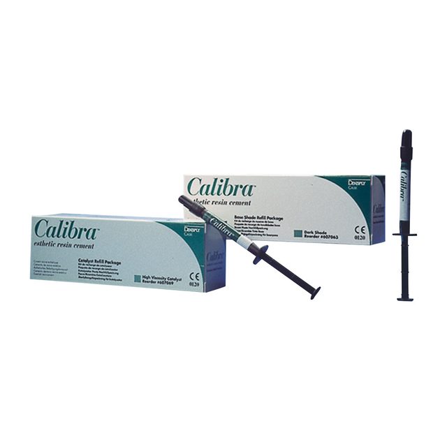 Calibra Base dunkel, 2 g Spritze